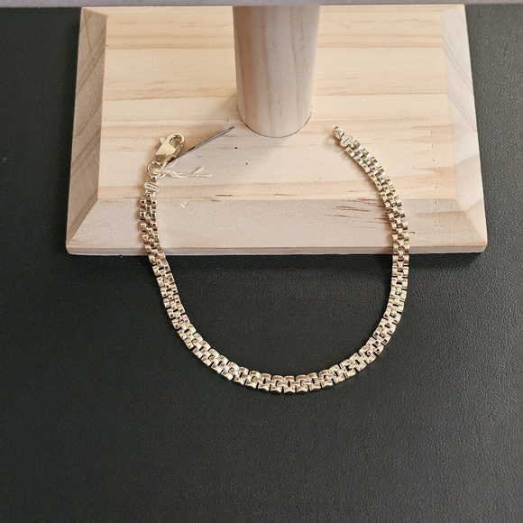 Jewelry - 14k Gold Bracelet 7.5 Inch